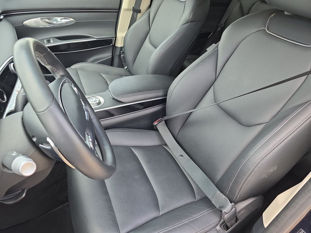 2025 Genesis GV70 2.5T