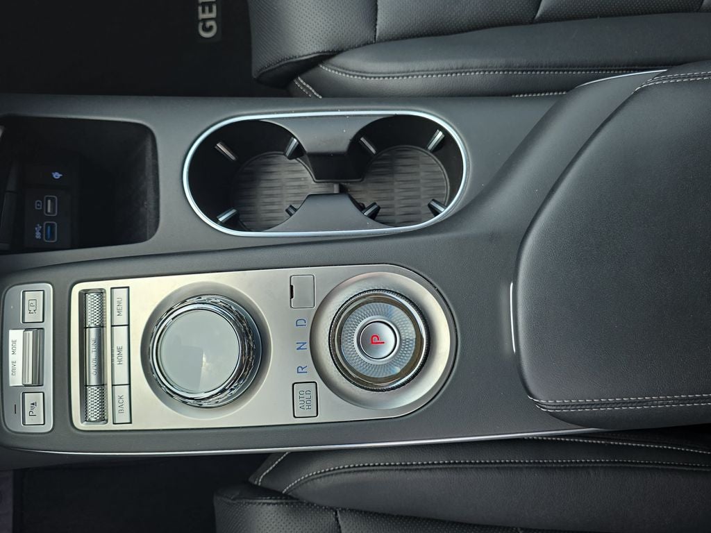 2025 Genesis GV70 2.5T