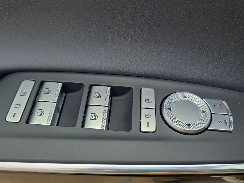 2025 Genesis GV70 2.5T