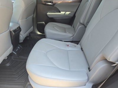 2023 Toyota Highlander Hybrid Limited