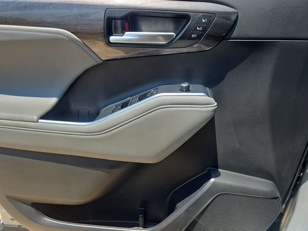 2023 Toyota Highlander Hybrid Limited