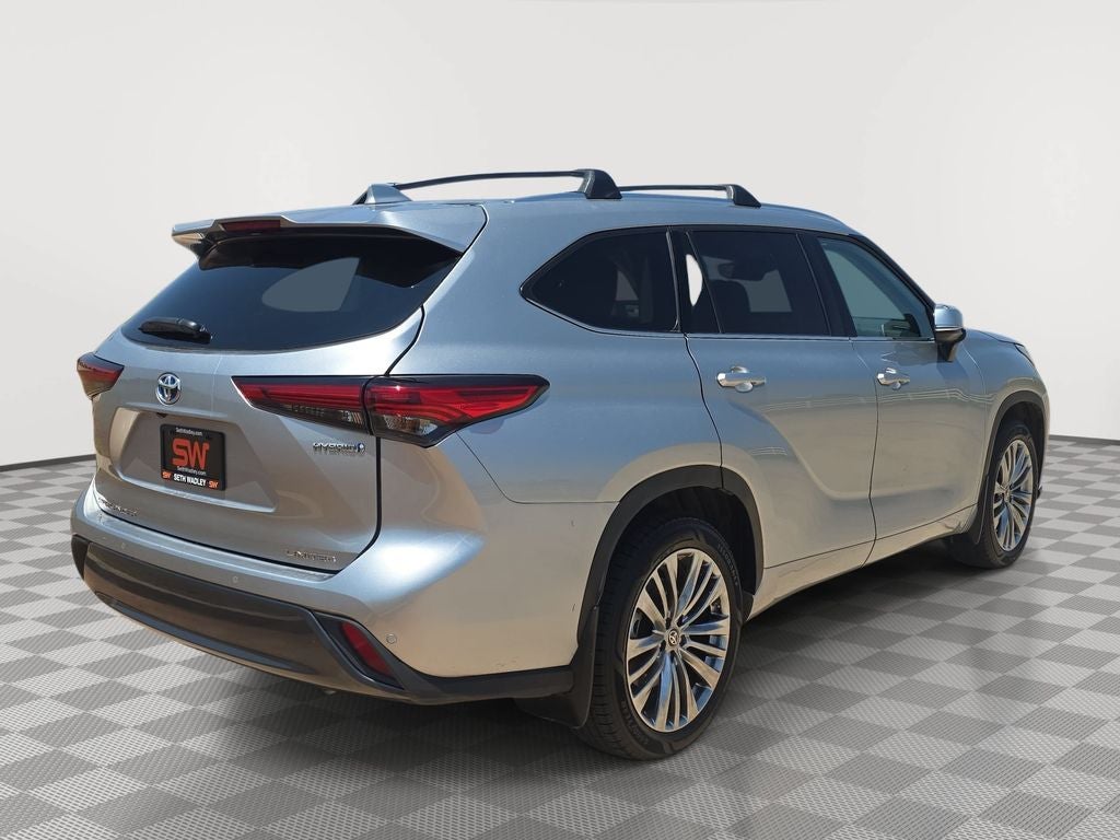 2023 Toyota Highlander Hybrid Limited