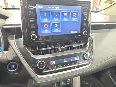 2022 Toyota Corolla Cross XLE