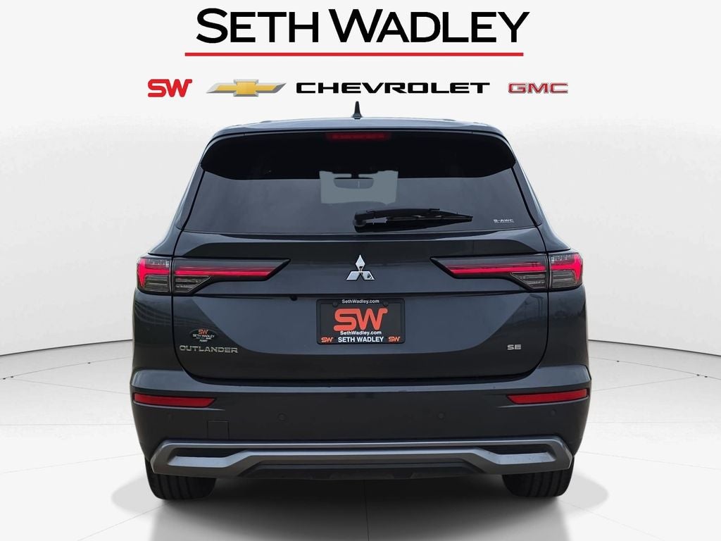 2025 Mitsubishi Outlander SE