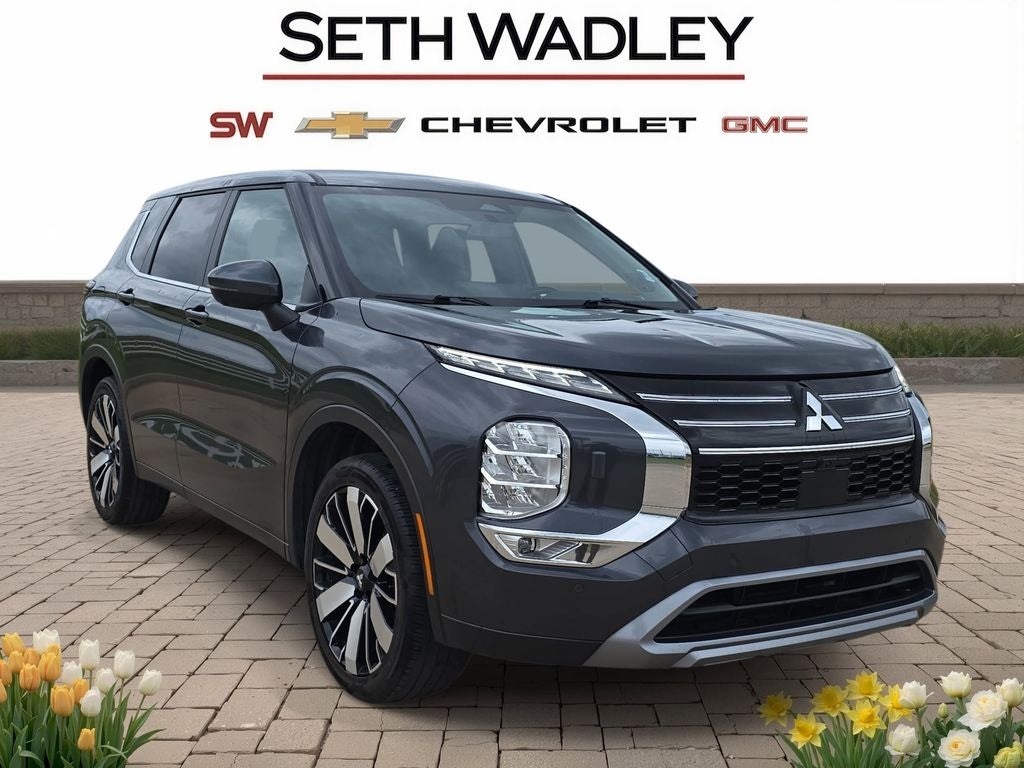 2025 Mitsubishi Outlander SE