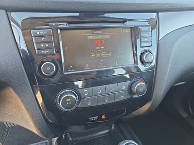 2022 Nissan Rogue Sport S