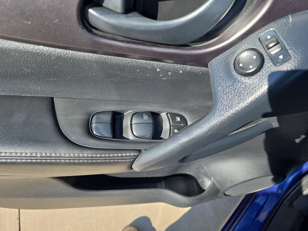 2022 Nissan Rogue Sport S