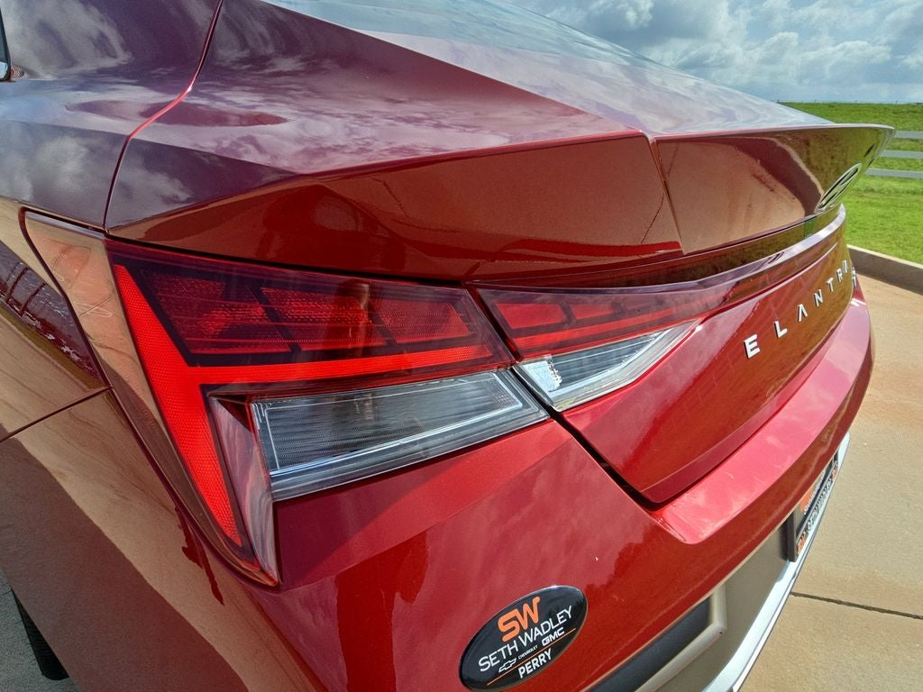 2025 Hyundai Elantra Limited