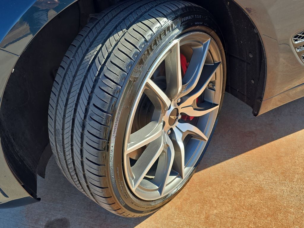 2025 Genesis G70 2.5T