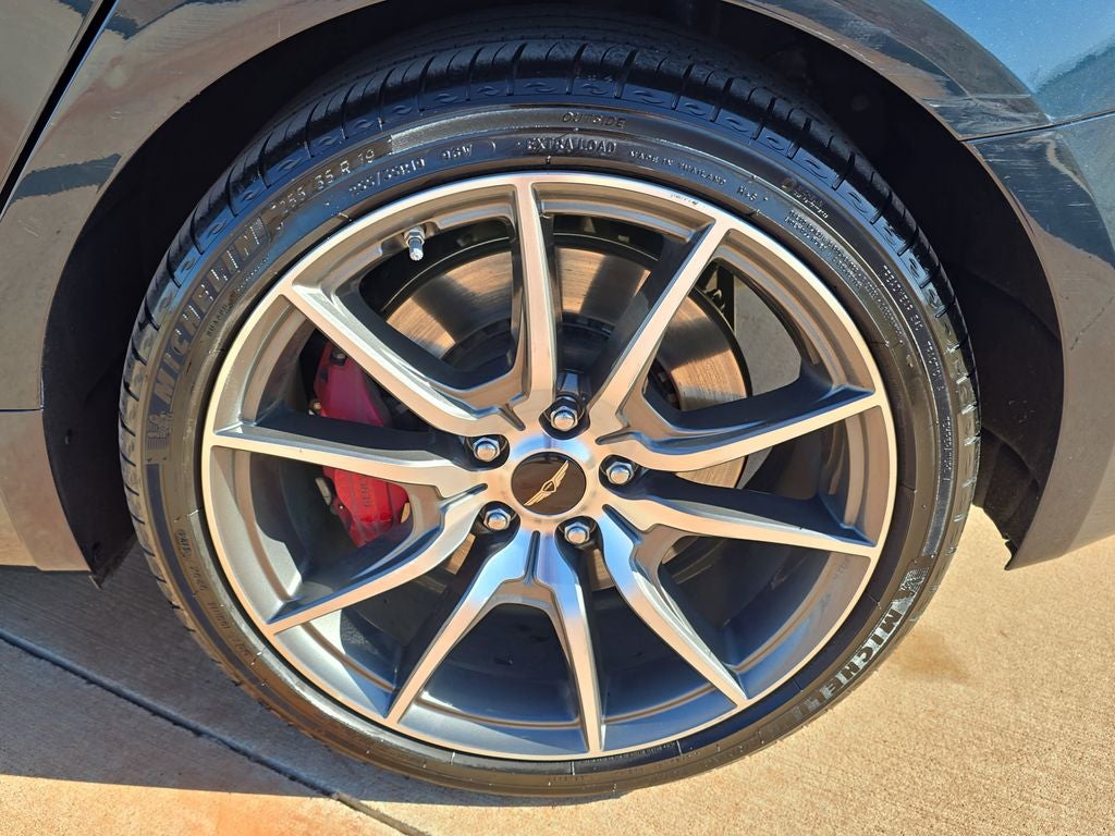 2025 Genesis G70 2.5T