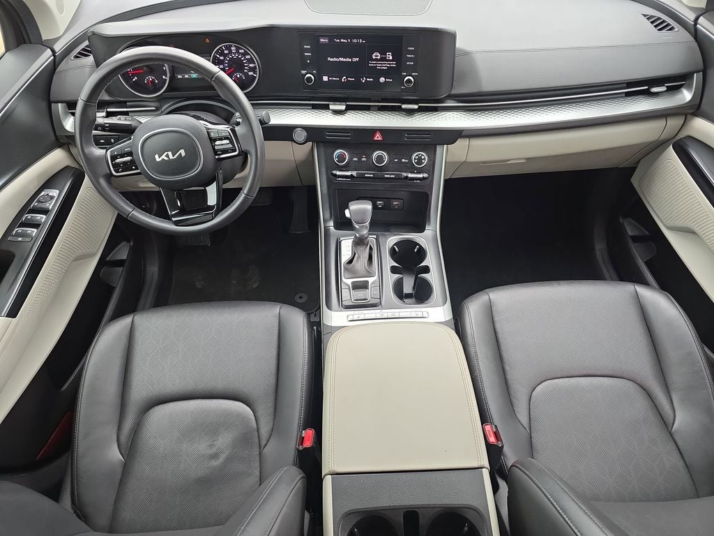2024 Kia Carnival LX