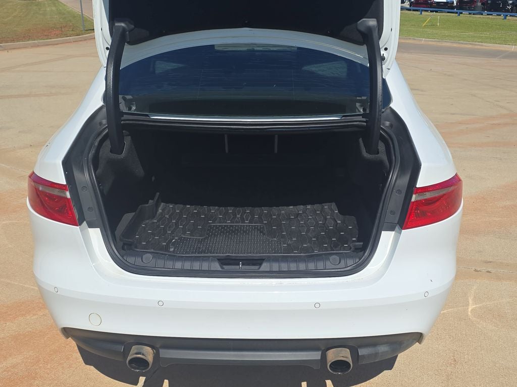 2017 Jaguar XF 35t Prestige