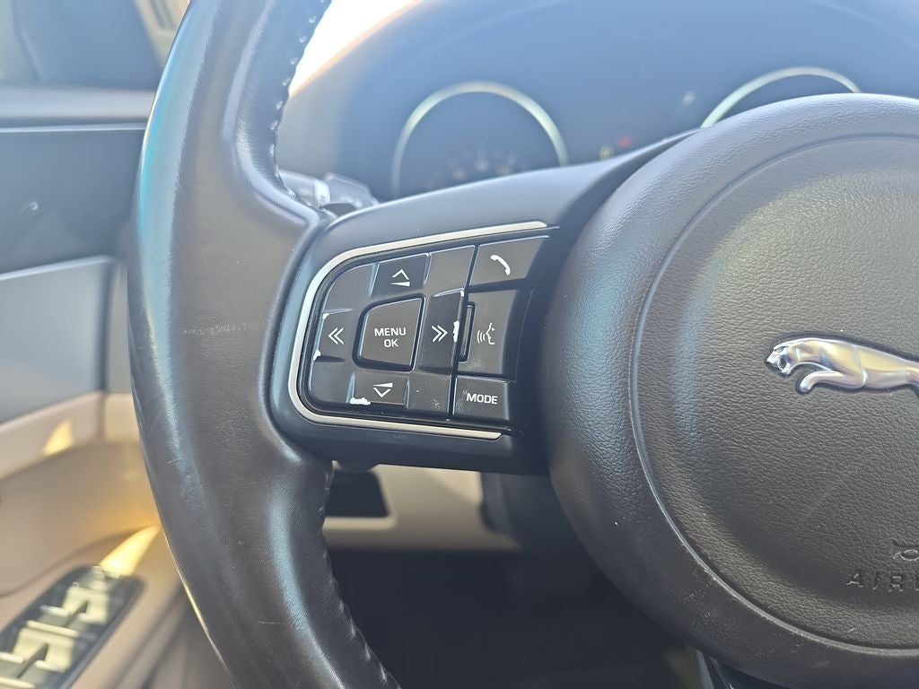 2017 Jaguar XF 35t Prestige