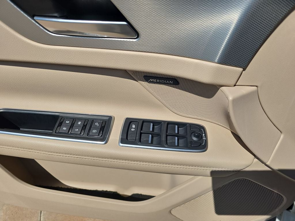 2017 Jaguar XF 35t Prestige