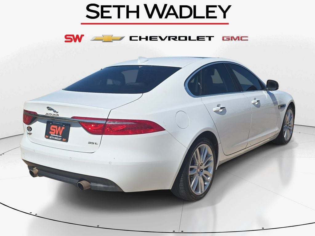 2017 Jaguar XF 35t Prestige