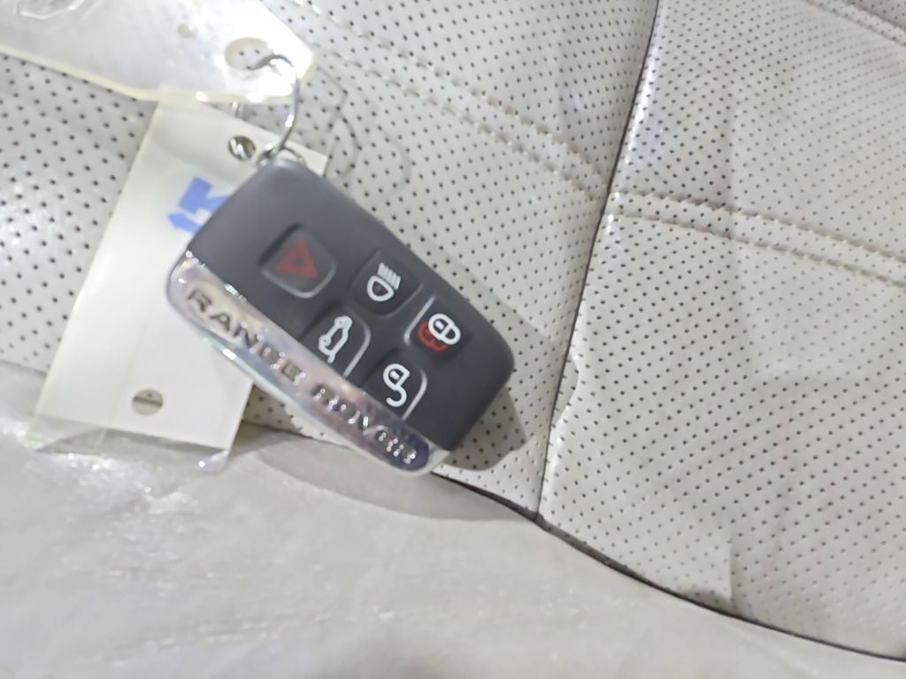 2016 Land Rover Range Rover 3.0L V6 Supercharged HSE