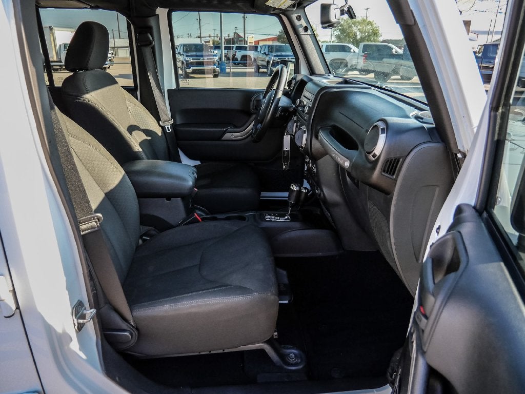 2016 Jeep Wrangler Unlimited Sport