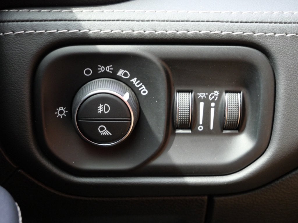 2024 RAM 1500 Limited