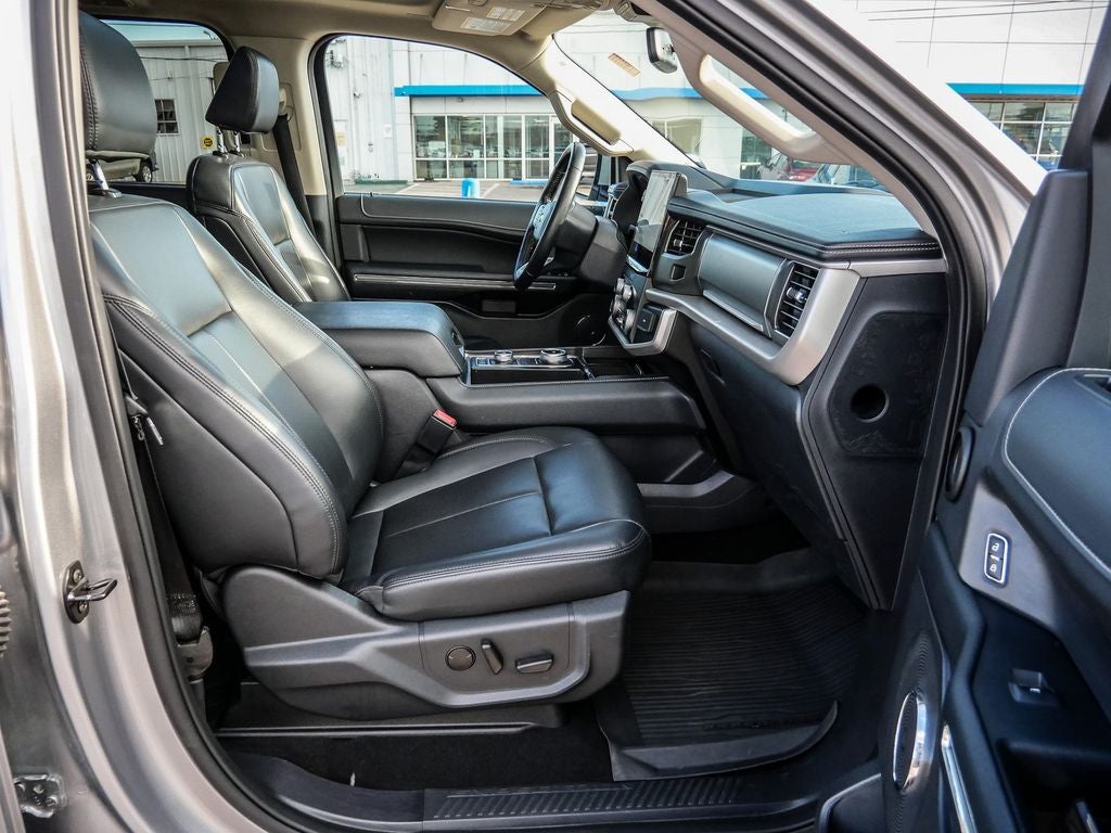 2023 Ford Expedition XLT