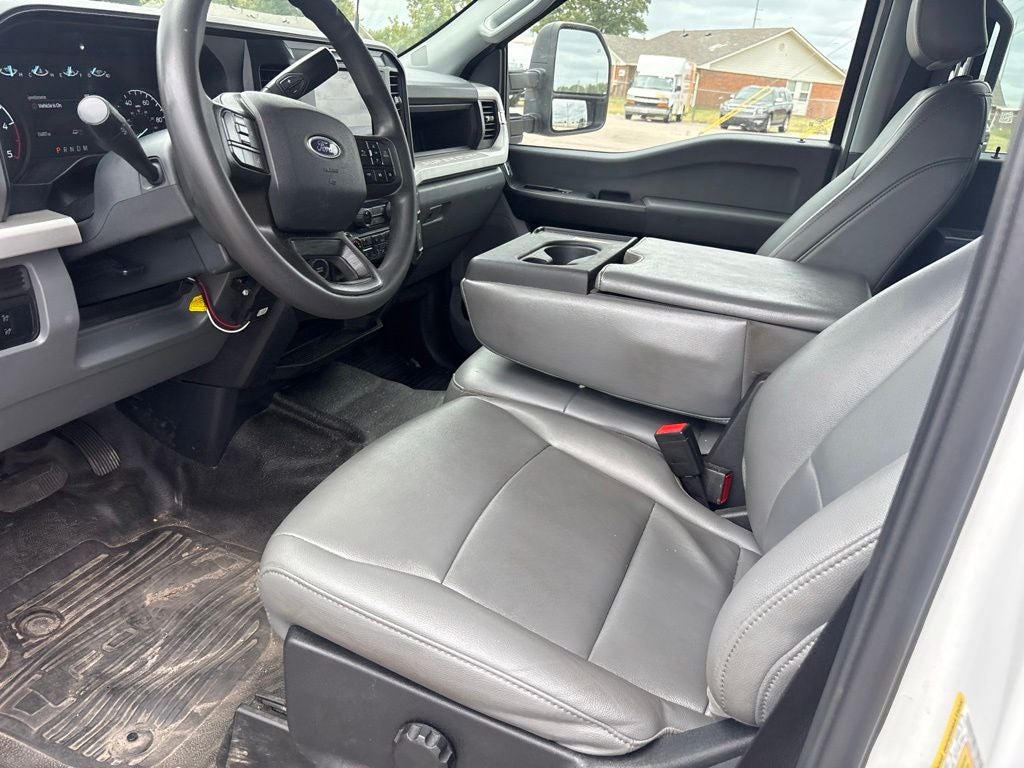 2025 Ford F-350SD XL