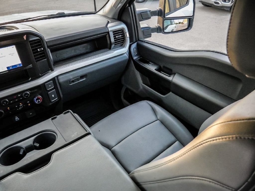 2025 Ford F-350SD XL