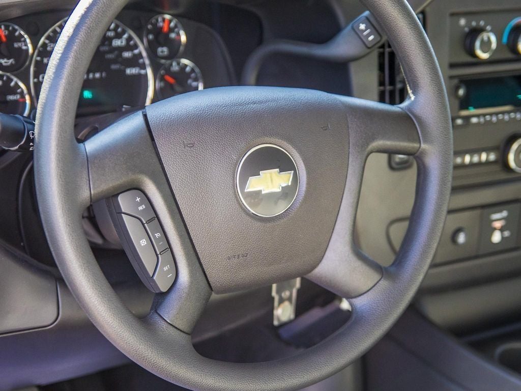 2024 Chevrolet Express 3500 Work Van KUV