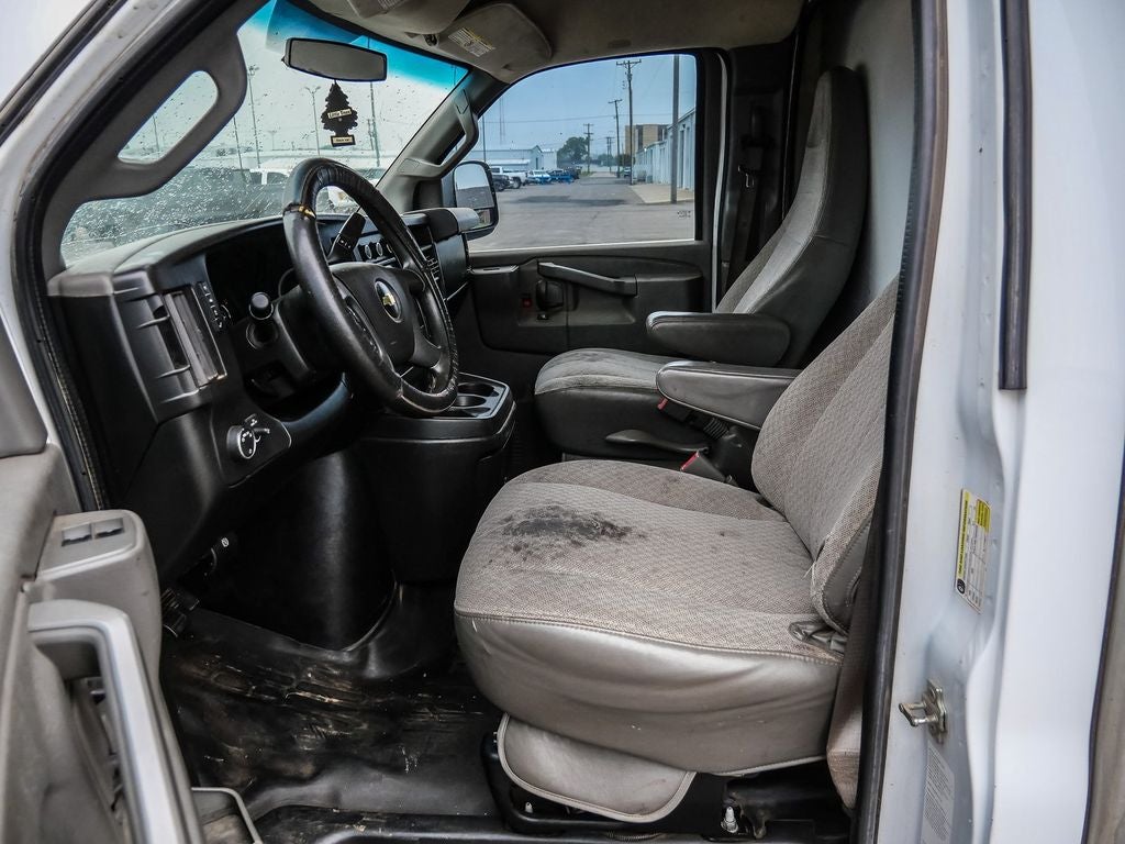 2017 Chevrolet Express 3500 Work Van Cutaway