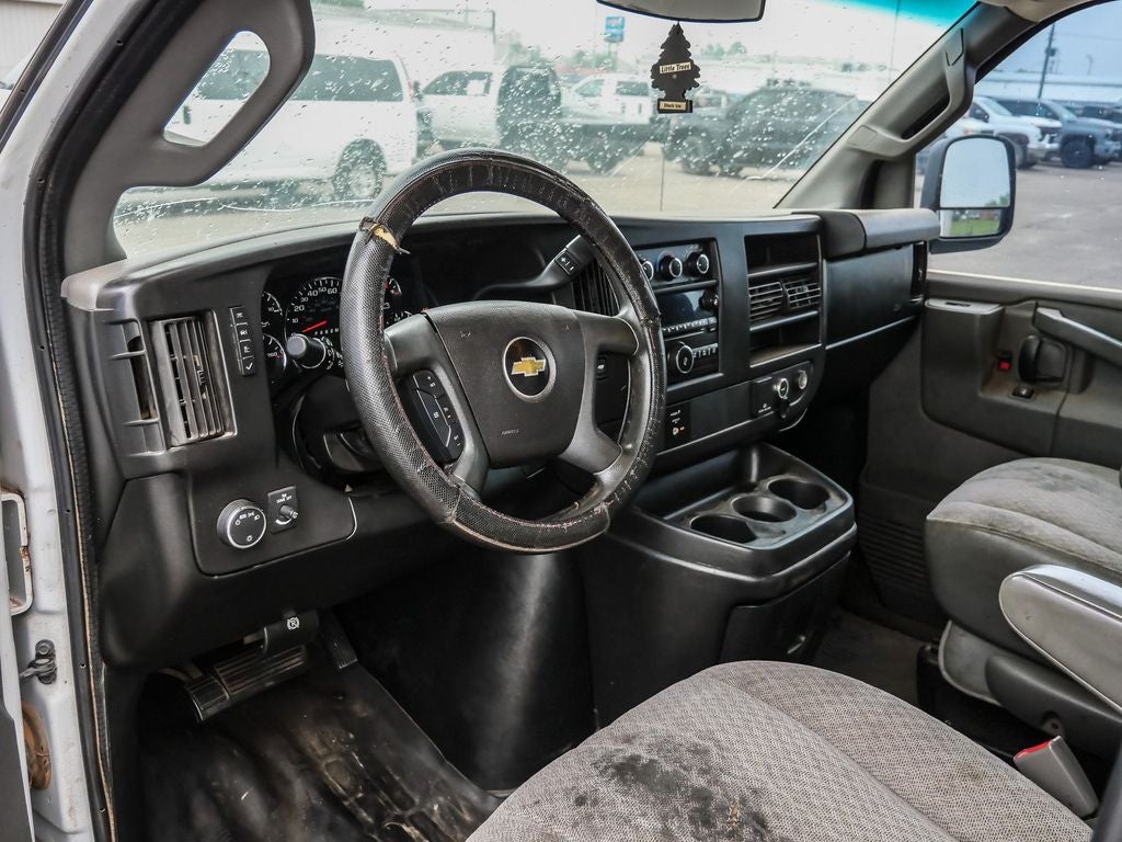 2017 Chevrolet Express 3500 Work Van Cutaway