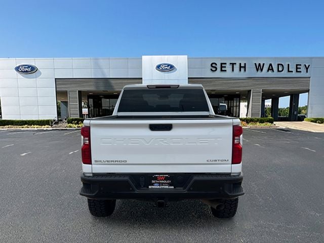 2024 Chevrolet Silverado 2500HD Custom