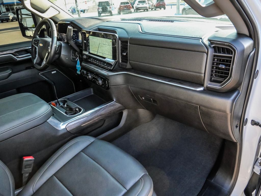 2025 Chevrolet Silverado 3500HD LTZ DRW