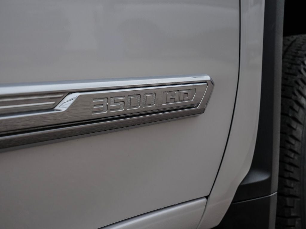 2025 Chevrolet Silverado 3500HD High Country DRW