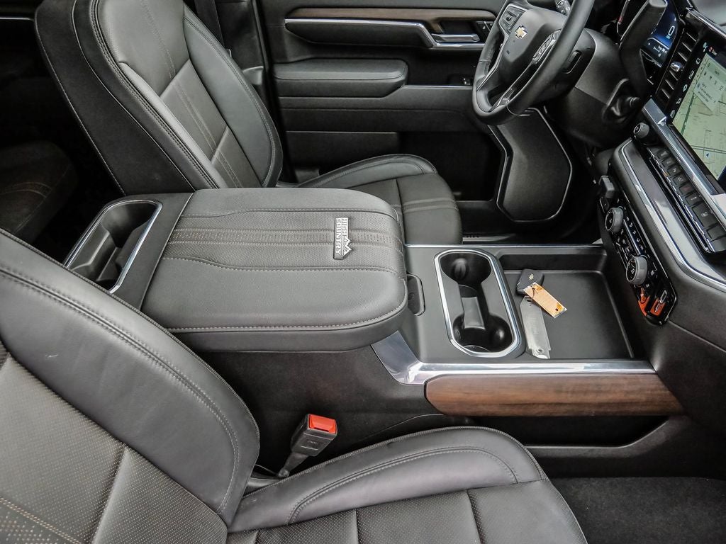 2025 Chevrolet Silverado 3500HD High Country DRW