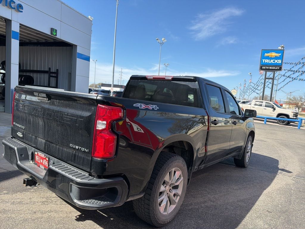 2022 Chevrolet Silverado 1500 LTD Custom