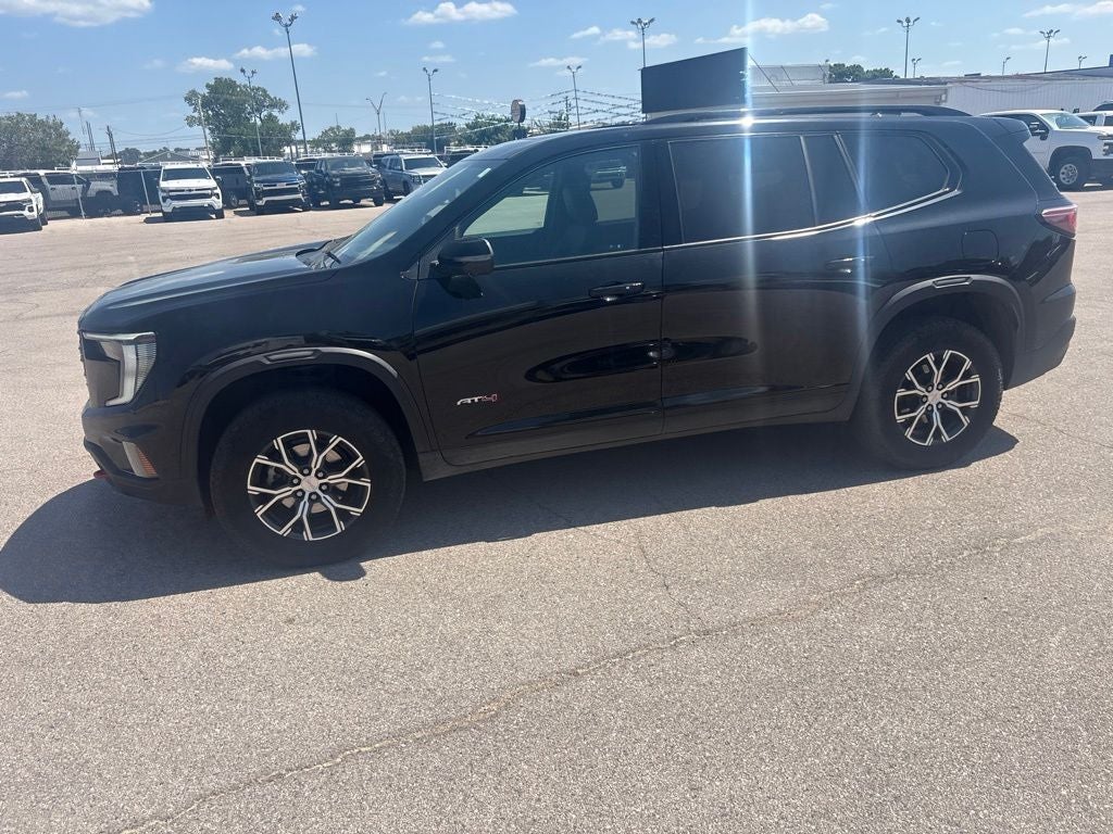 2024 GMC Acadia AT4