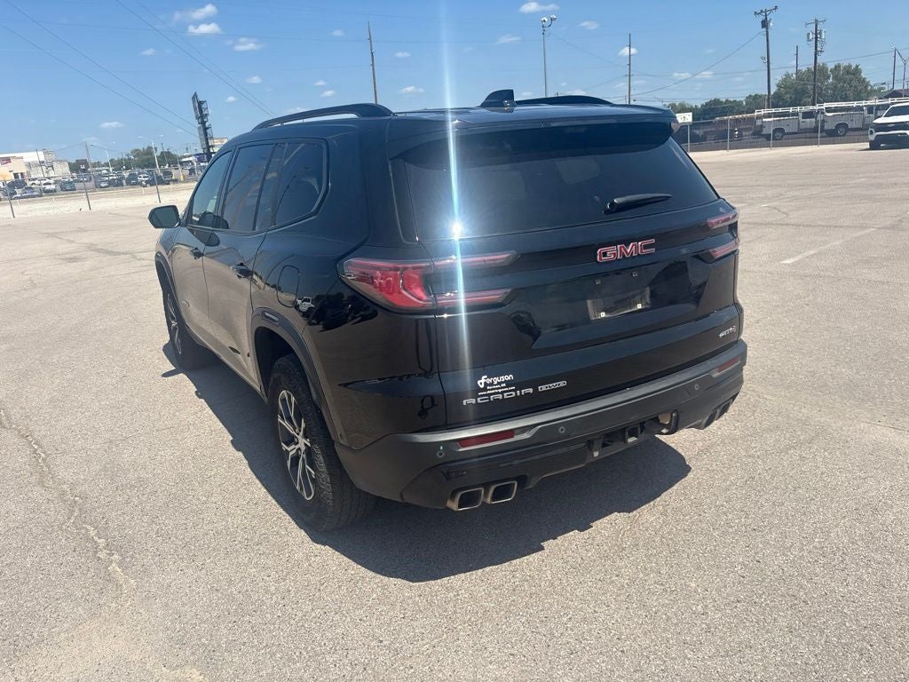 2024 GMC Acadia AT4