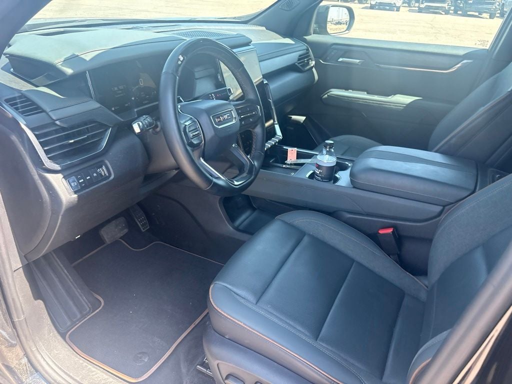 2024 GMC Acadia AT4