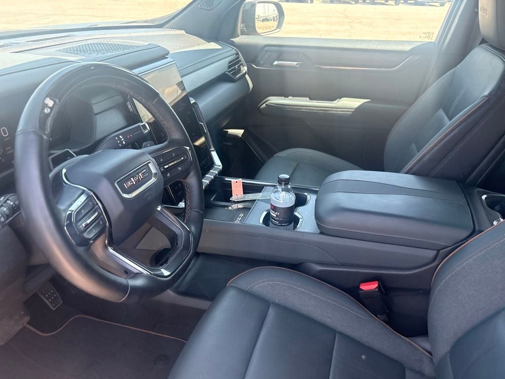 2024 GMC Acadia AT4