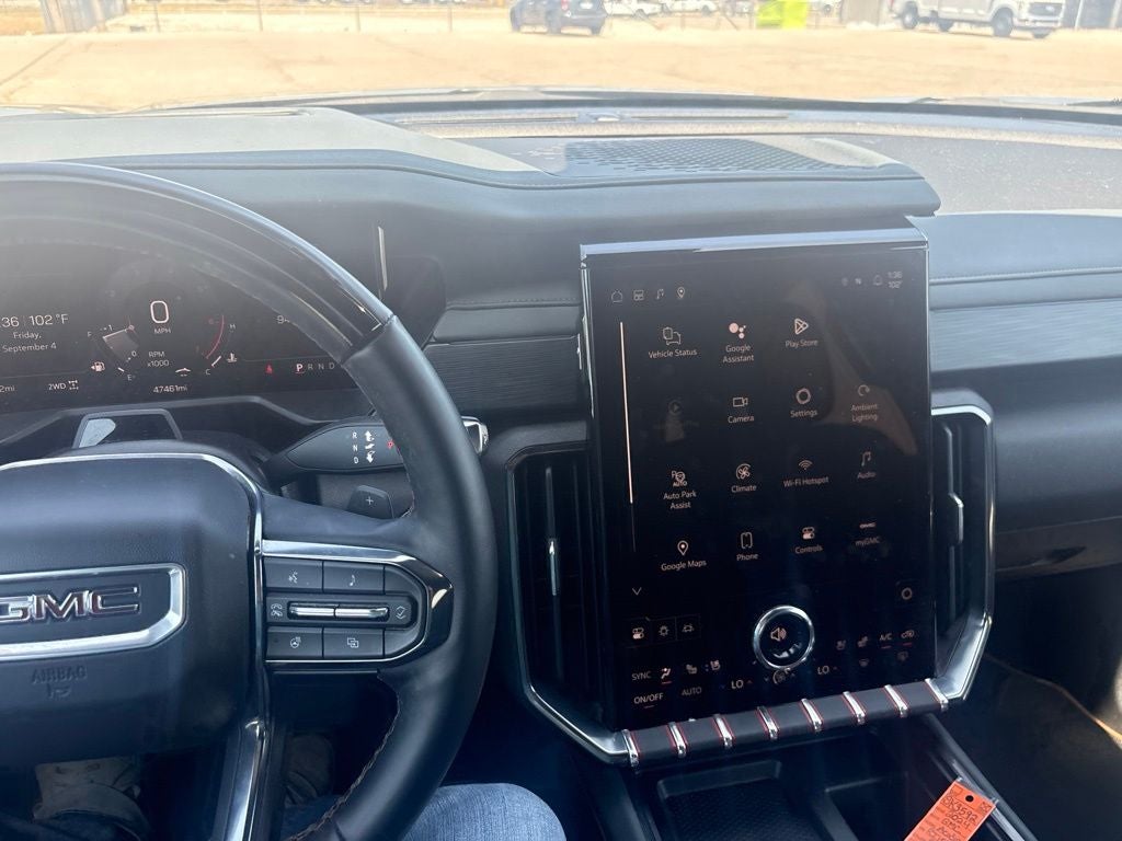 2024 GMC Acadia AT4