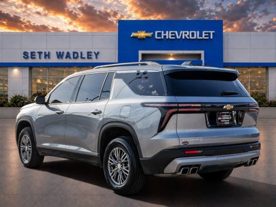 2025 Chevrolet Traverse LT