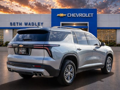 2025 Chevrolet Traverse LT