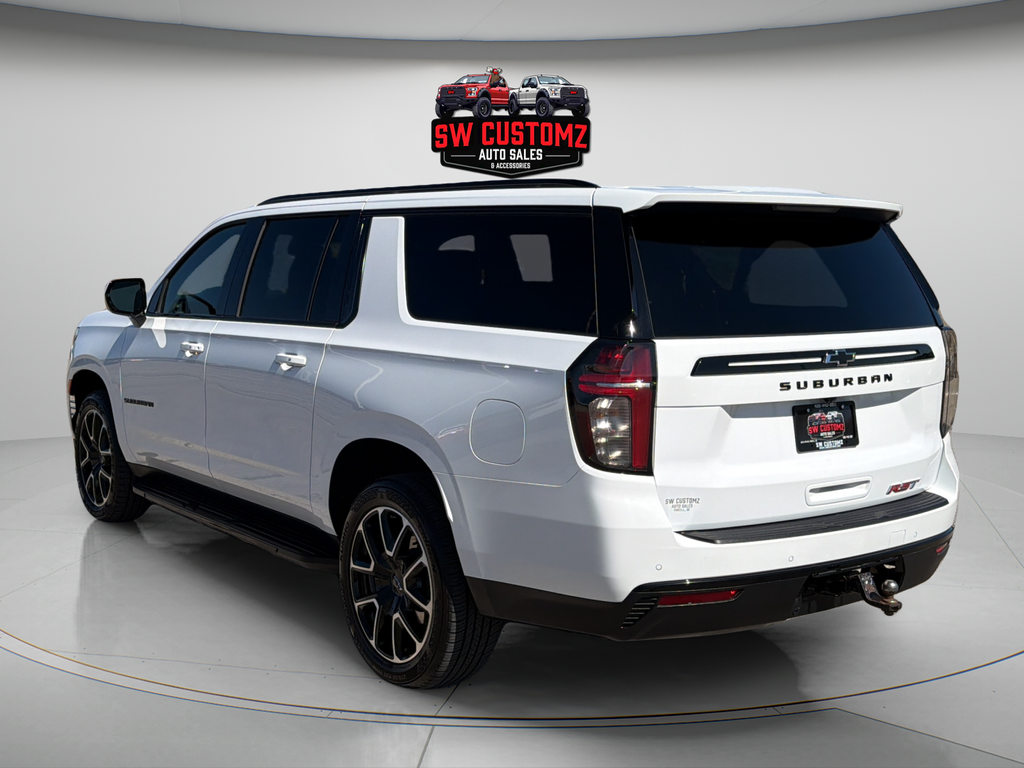 2024 Chevrolet Suburban RST