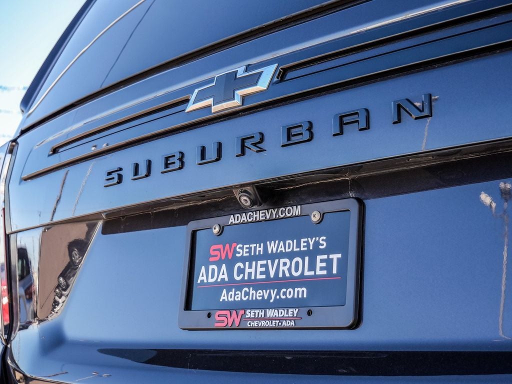 2023 Chevrolet Suburban RST