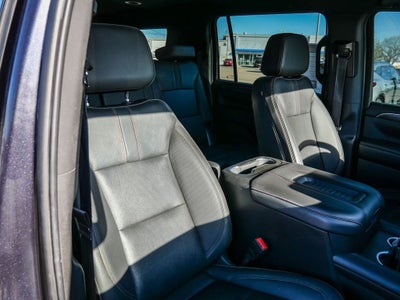 2023 Chevrolet Suburban RST