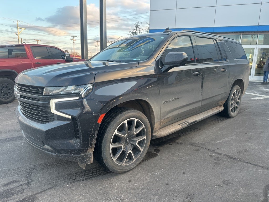 2023 Chevrolet Suburban RST