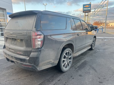 2023 Chevrolet Suburban RST