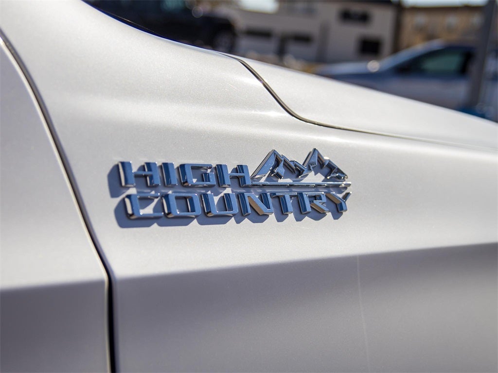 2024 Chevrolet Suburban High Country
