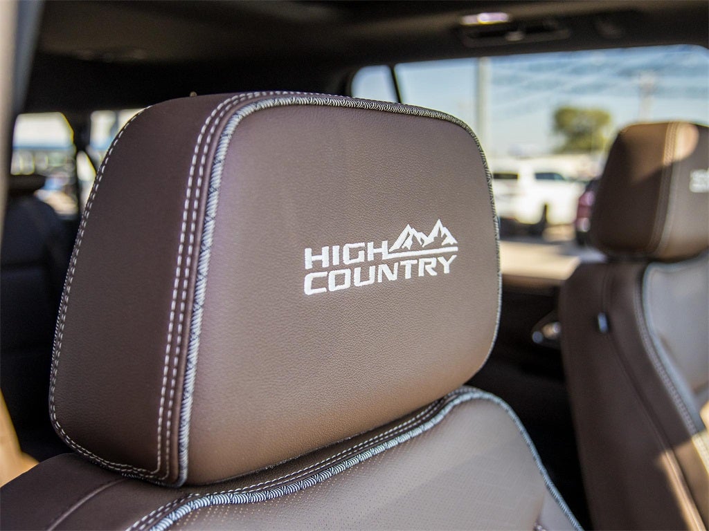 2024 Chevrolet Suburban High Country