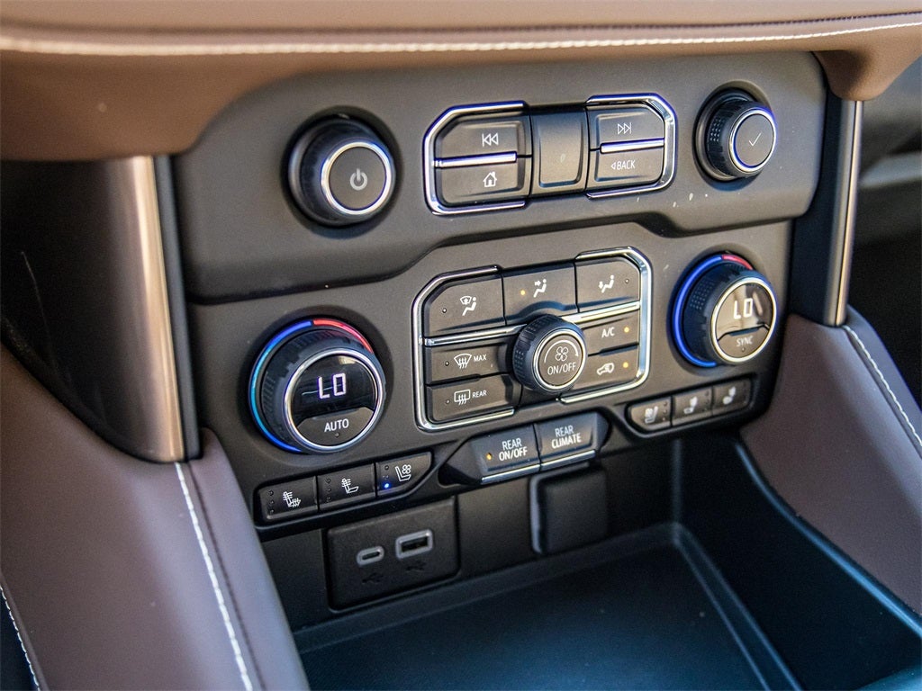 2024 Chevrolet Suburban High Country