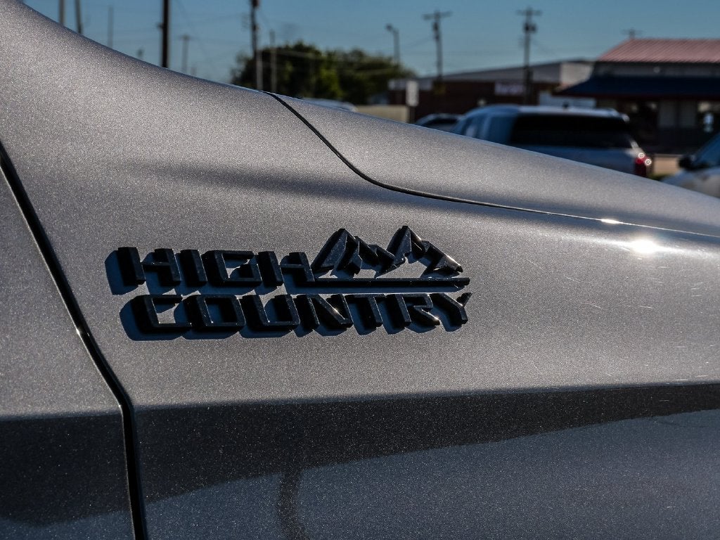 2021 Chevrolet Suburban High Country