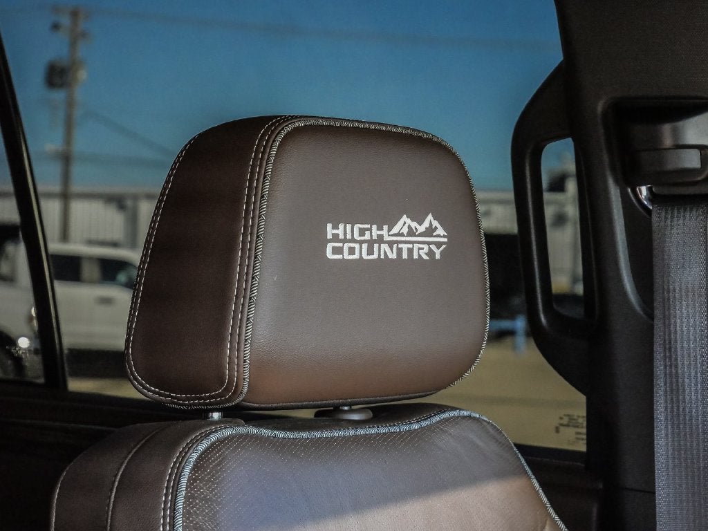 2021 Chevrolet Suburban High Country